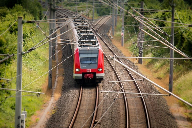 Podróżowanie pociągiem też może być komfortowe