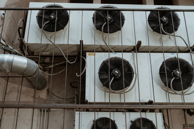 Klimatyzacja przemysłowa – co warto o niej wiedzieć?